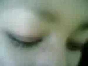 न्यूलीवेड्स घर पर से ...