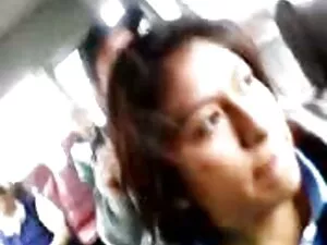 एक औरत सनी लियोन की  ...