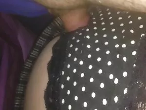 पकड़ा पड़ोसी, और डाल ...