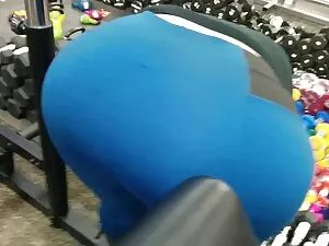 फिल्म के बजाय, एक रू ...